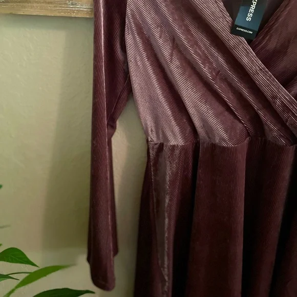 NWT Express Pink Long Sleeve Soft Corduroy Wrap Dress size Small Petite! - Picture 6 of 8